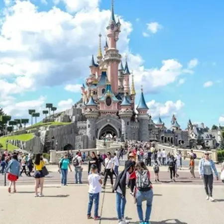 Cosy Studio Near Disneyland Paris, Well Located 10minutes Apartment Bussy-Saint-Georges
